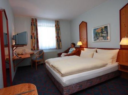 Hotel Sch\u00F6fer Seesen Exterior foto
